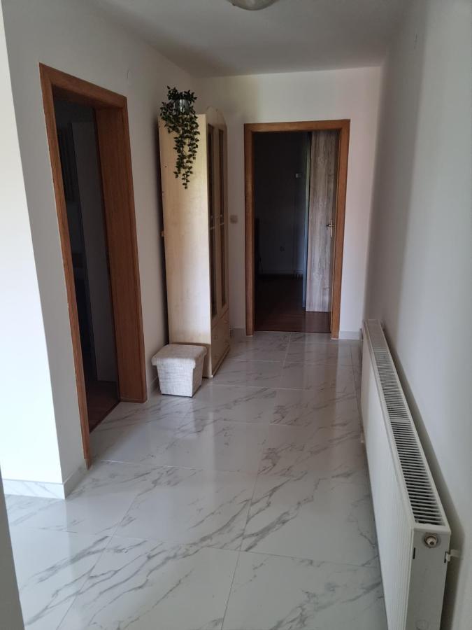 Apartments Zoretic Malinska Exterior photo
